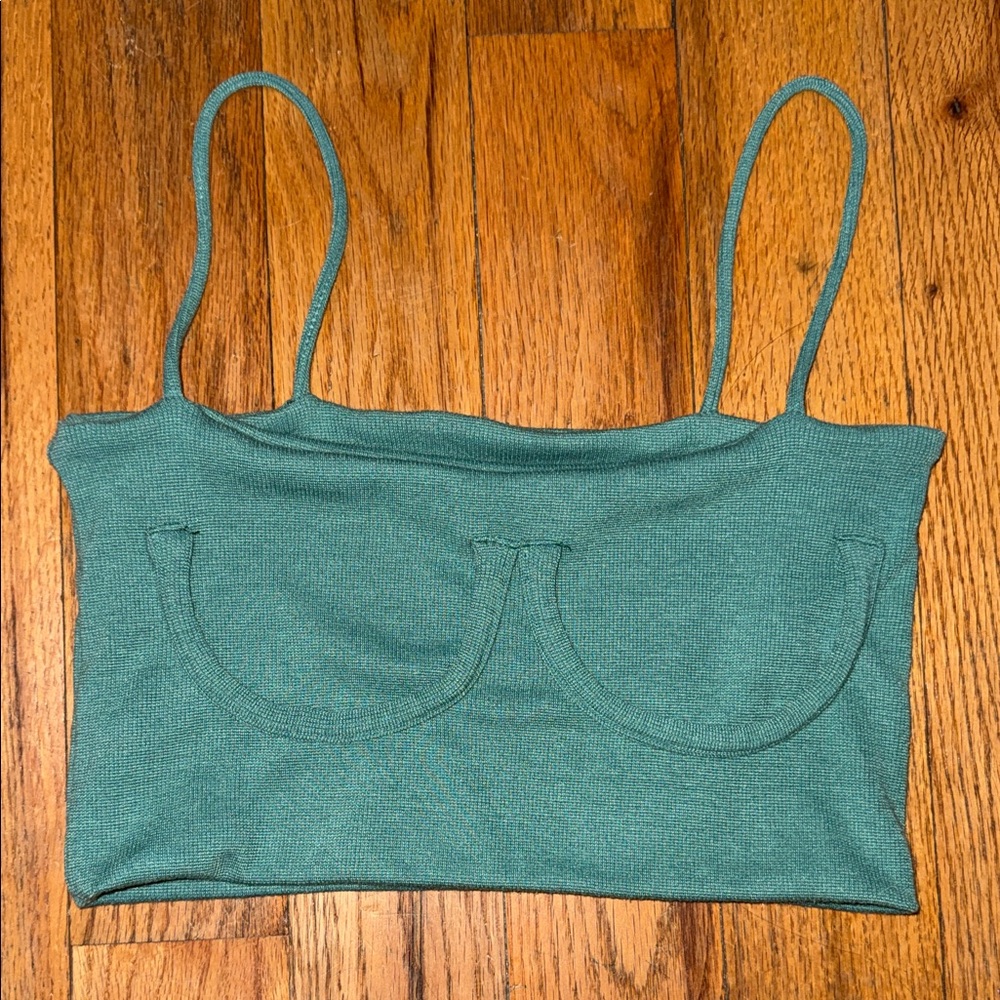 Green cropped top - size small